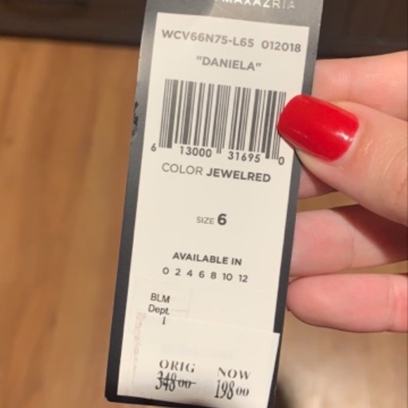 BCBG bright red Love Witch vibes dress 😍 - Picture 2 of 5